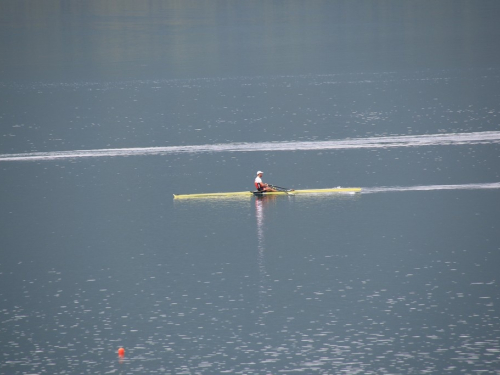 FOTO: Na Ramskom jezeru održana 3. veslačka regata