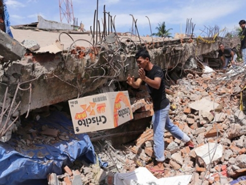 Nakon snažnog potresa 45.000 ljudi ostalo bez krova nad glavom
