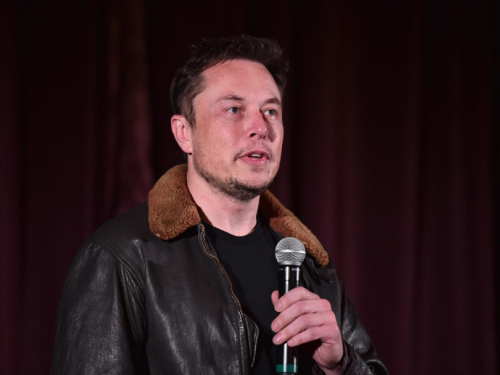 Elon Musk medijima najavio rat