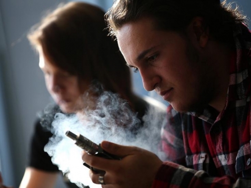 U BiH više od 35 posto mladih redovno konzumira cigarete