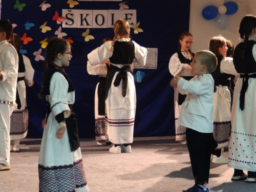 FOTO: Svečano obilježen dan OŠ fra Jeronima Vladića Ripci