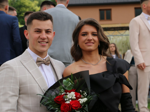FOTO: Matura 2025. - Defile mladosti na ulicama Prozora