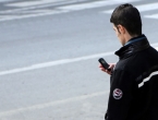 Litva uvela kazne za pričanje na mobitel dok se prelazi cesta