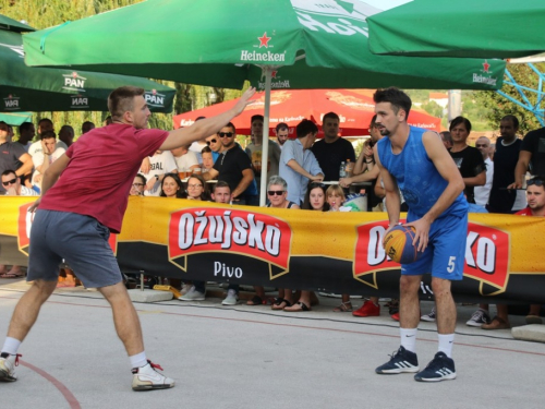 FOTO: ''General Vasilije Mitu'' iz Zagreba pobjednik 15. Streetball Rama