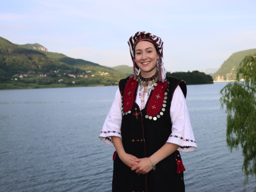 FOTO: Na Šćitu održana 5. kulturno-vjerska baština Hrvata BiH pod geslom ''Vratimo nadu zavičaju''