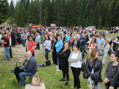 FOTO/VIDEO: Tisuće vjernika na Kedžari proslavilo ''Divin dan''