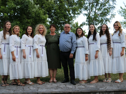FOTO: Predstavljena knjiga Ivana Filipovića ''Moja Rama u mom stihu''