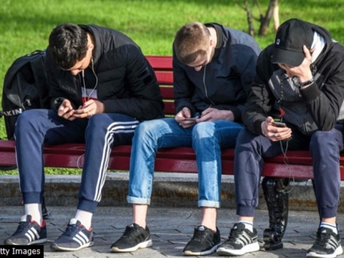 Mladi dobivaju napade panike od pomisli da su izgubili mobitel