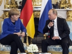 Rusija pokušava srušiti Angelu Merkel?