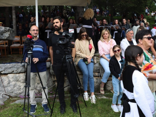 FOTO/VIDEO: Tisuće vjernika na Kedžari proslavilo 'Divin dan'