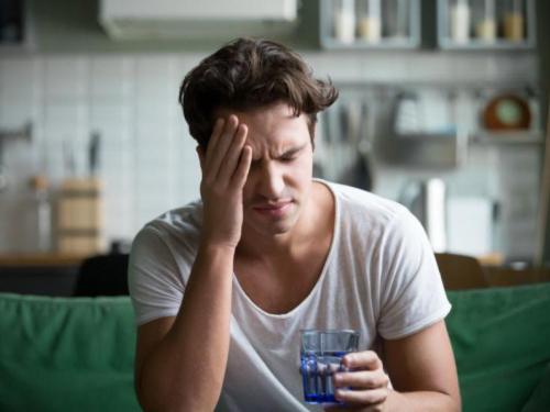 Znate li što trebate, a što ne smijete raditi u slučaju migrene?