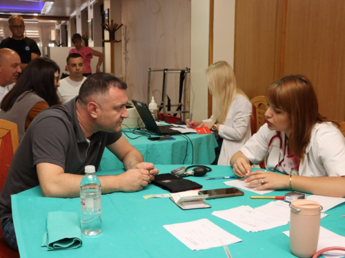 FOTO: Uspješna akcija darivanja krvi u Prozoru