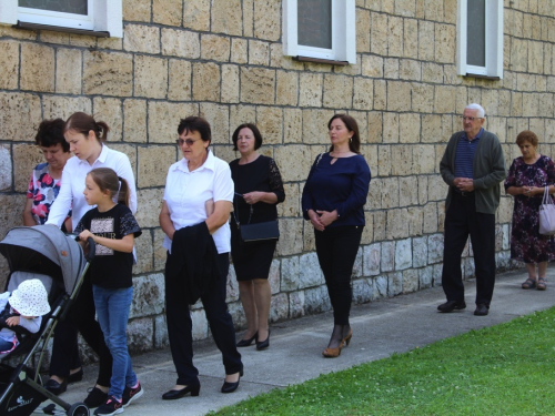 FOTO: Patron župe Gračac - Proslava sv. Antuna Padovanskog