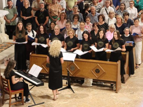 FOTO: Ramci hodočastili Gospi u Sinj