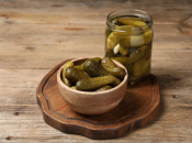 Kako kiseli krastavci pomažu u procesu mršavljenja