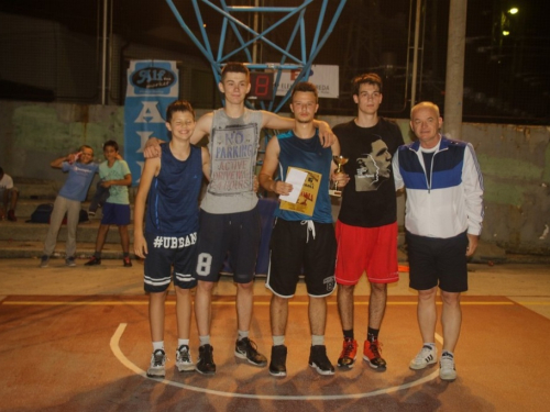 Foto: Internet club dd pobjednik je Streetball Rama 2018. za juniore