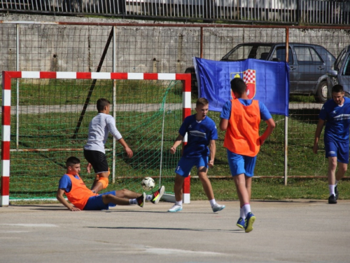 FOTO: Ekipa ''MNK Uzdol'' pobjednik turnira na Orašcu