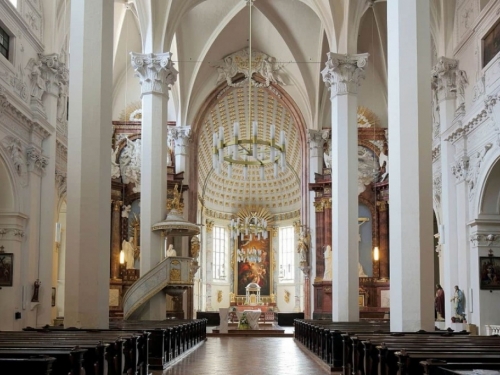 Austrija: Katolička crkva pooštrava propise na misnim slavljima