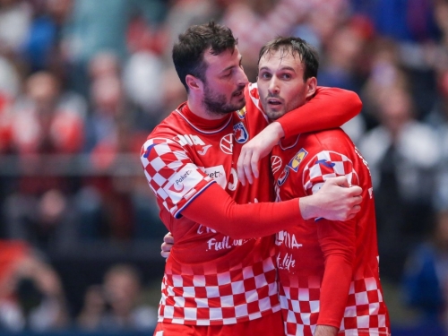 Hrvatska pobjedom protiv domaćina krenula po polufinale Eura!