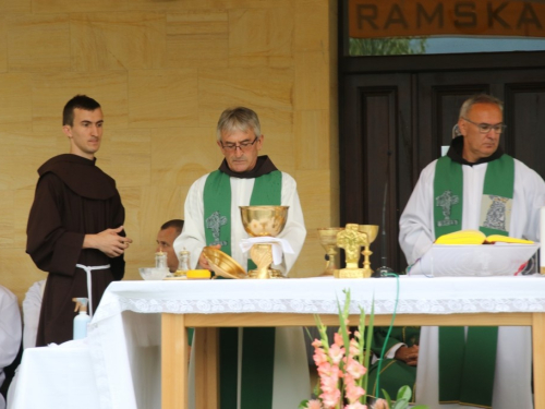 FOTO: Na Šćitu započela priprava za Veliku Gospu