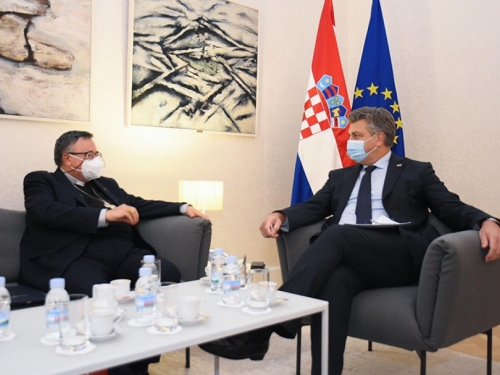 Plenković s kardinalom Puljićem razgovarao o položaju Hrvata u BiH