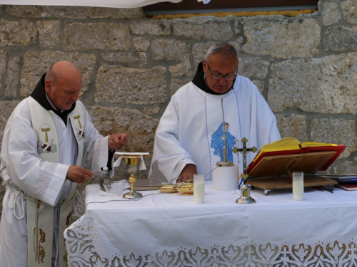 FOTO: Proslava sv. Ante na Zvirnjači