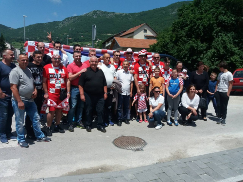 FOTO/VIDEO: Ramski navijači krenuli u Rusiju - Sretno!