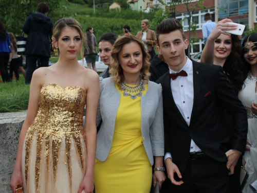 FOTO/VIDEO: Matura 2016. - Defile mladosti i ljepote na ulicama Prozora