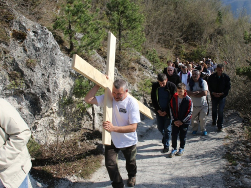 FOTO: Ramski put križa u Podboru