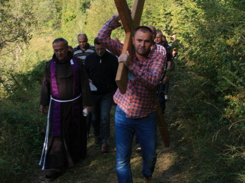 Dario Kordić na proslavi Dana 3. bojne brigade Rama na Uzdolu