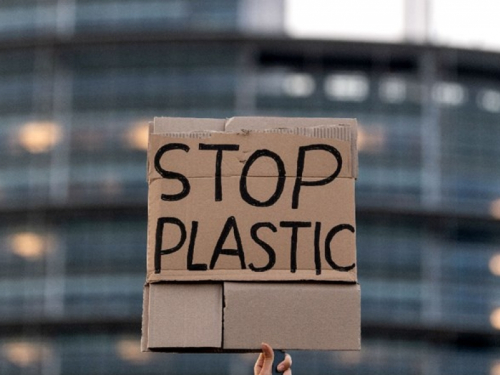 EU uskoro zabranjuje jednokratne proizvode od plastike?