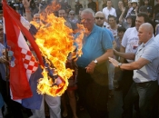 Grabar-Kitarović: Ako je Šešelj gazio zastavu, treba biti kažnjen