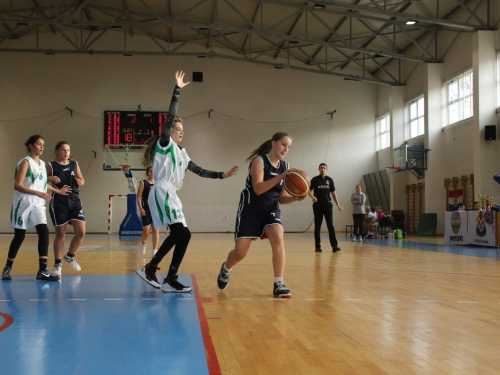 FOTO: Mlade Dubrovčanke osvojile turnir u Rami