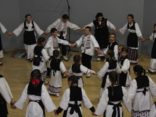 FOTO/VIDEO: Folklorna skupina 'Ramska tradicija' - Božićni običaji u Rami