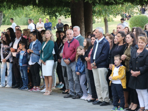 FOTO: Drugi dan trodnevnice na Šćitu - blagoslov prvašića i školskih torbi