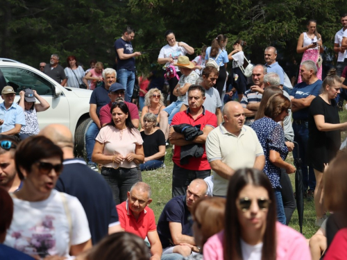 FOTO/VIDEO: Tisuće vjernika na Kedžari proslavilo Divin dan