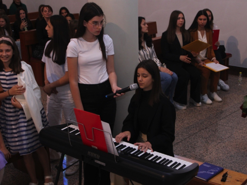 FOTO: U Prozoru održan dječji festival 'Djeca pjevaju Isusu'