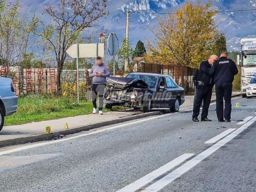 Prometna nesreća u Vrapčićima: Na terenu hitna, vatrogasci i policija