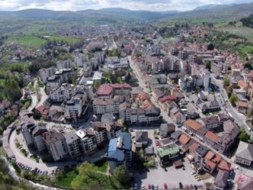 SDA tvrdi kako bi imenovanje Pejakovića za načelnika Travnika moglo potaknuti val ubojstava