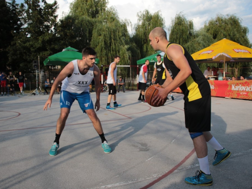 FOTO: Druga večer Streetball turnira u Prozoru