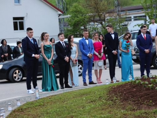 FOTO/VIDEO: Matura 2023. - Defile mladosti na ulicama Prozora