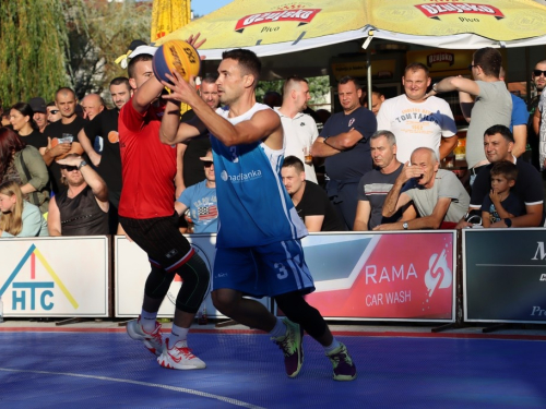 FOTO: Ekipa ''Ba.Riba'' pobjednik 20. Streetball Rama 2022.