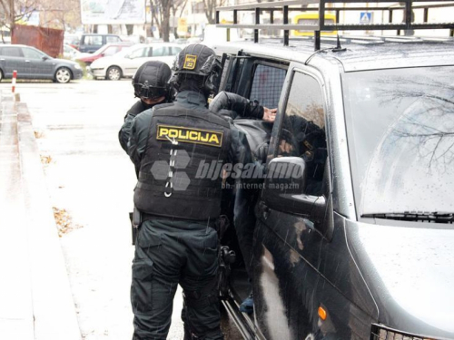 U više županija uhićeno osam osoba zbog prodaje donirane poljoprivredne opreme