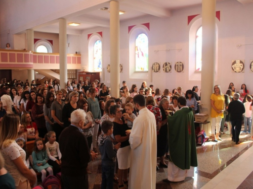 FOTO: Sv. Misa za početak nove školske godine u župi Prozor