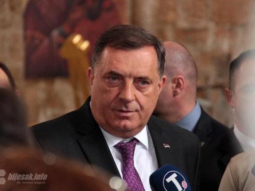 Dodik: Ako se Schmidt umiješa u Izborni zakon stavljamo točku na europski put BiH