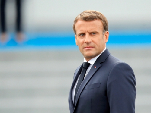 Macron: ''Francuska je napadnuta, nećemo popustiti''