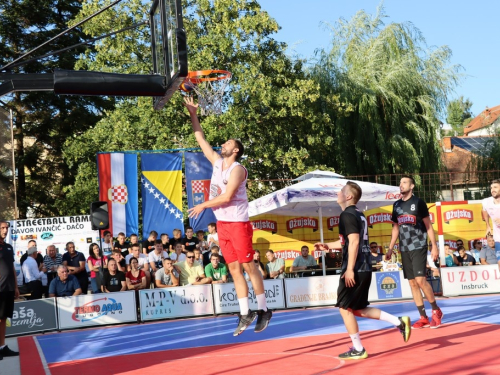 FOTO: Ekipa ''Ba.Riba'' pobjednik 20. Streetball Rama 2022.