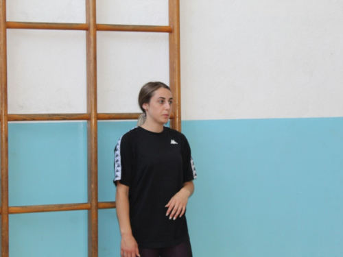 FOTO| Medina i Monika vode Ljetnu školu odbojke