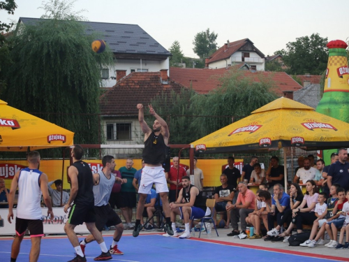 FOTO: Druga večer turnira 19. Streetball Rama