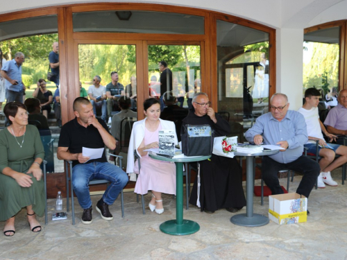 FOTO: Predstavljena knjiga Ivana Filipovića ''Moja Rama u mom stihu''